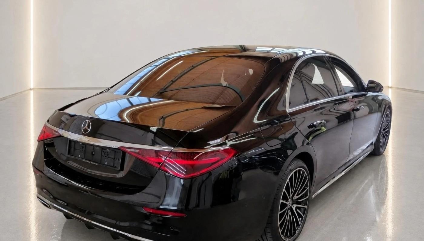 Mercedes-Benz S AMG Line Lang 4
