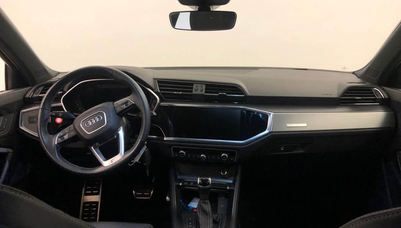 Audi Q3 S-Line 3
