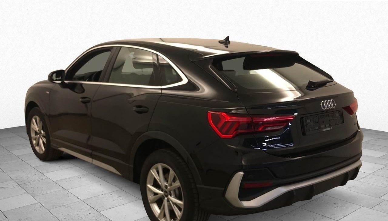 Audi Q3 S-Line 8