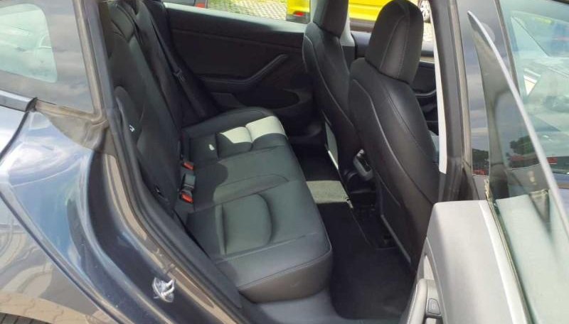 Tesla Model 3 Long Range Dual AWD 6