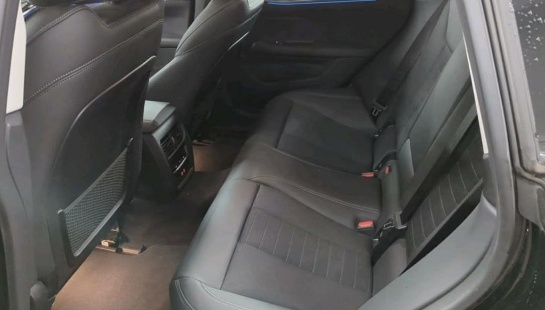 BMW i4 40 eDrive 9