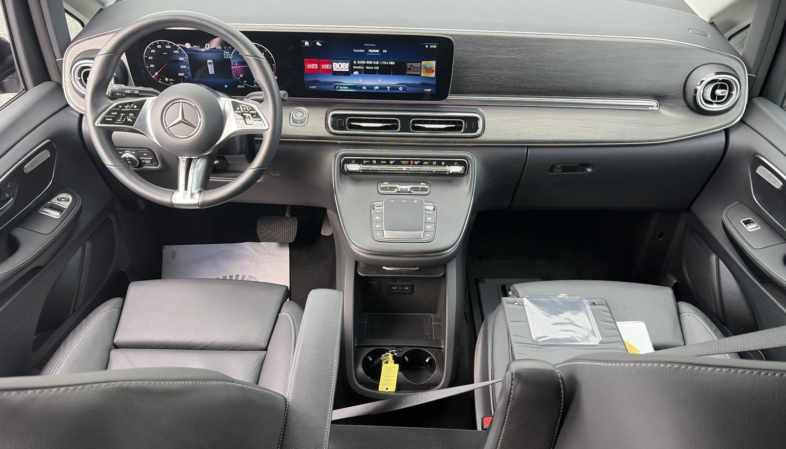 Mercedes-Benz V extralang AVANTGARDE 2