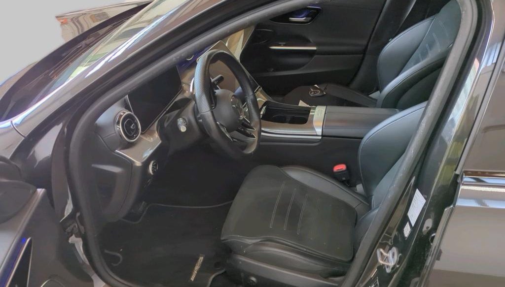 Mercedes-Benz C AMG Line 12