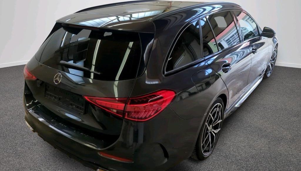 Mercedes-Benz C AMG Line 2