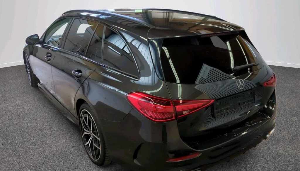 Mercedes-Benz C AMG Line 5