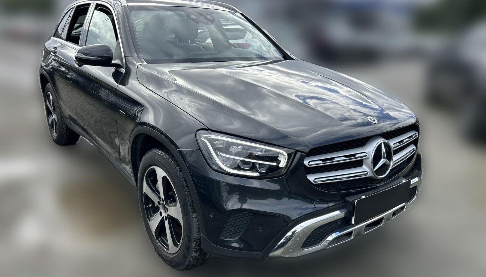 Mercedes-Benz GLC GLC 300 2