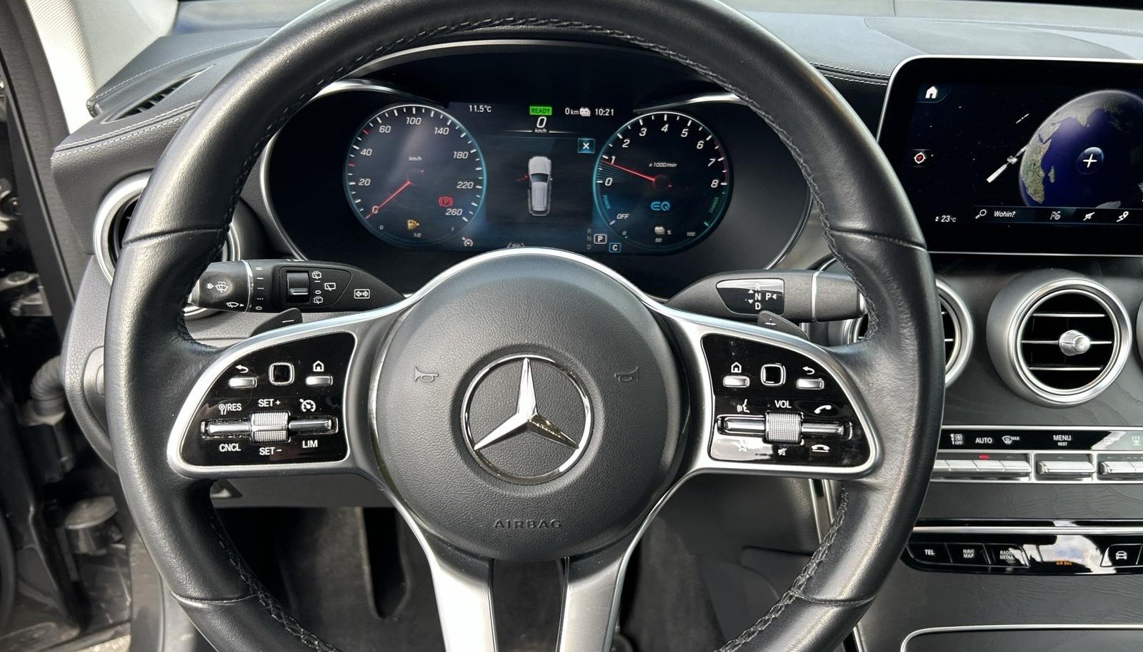 Mercedes-Benz GLC GLC 300 8