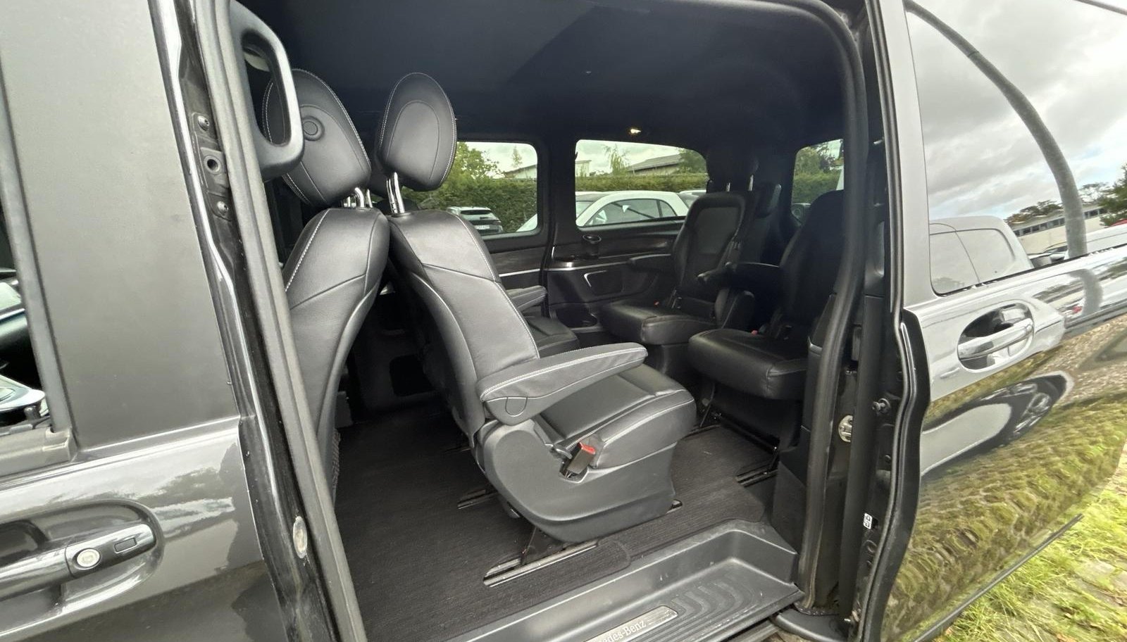 Mercedes-Benz V AVANTGARDE EDITION lang (447.813) 6