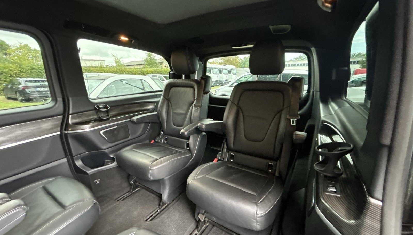Mercedes-Benz V AVANTGARDE EDITION lang (447.813) 7