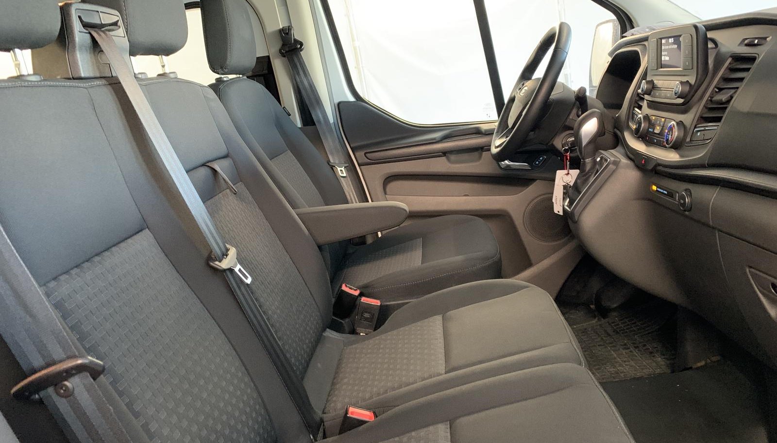 Ford Transit Custom 320 L1 Hybrid Trend 5