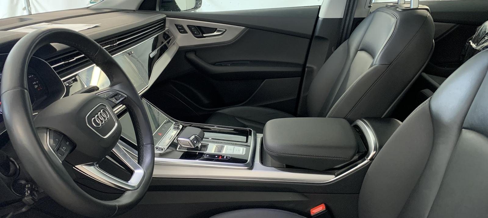 Audi Q8 S-Line Quattro 11