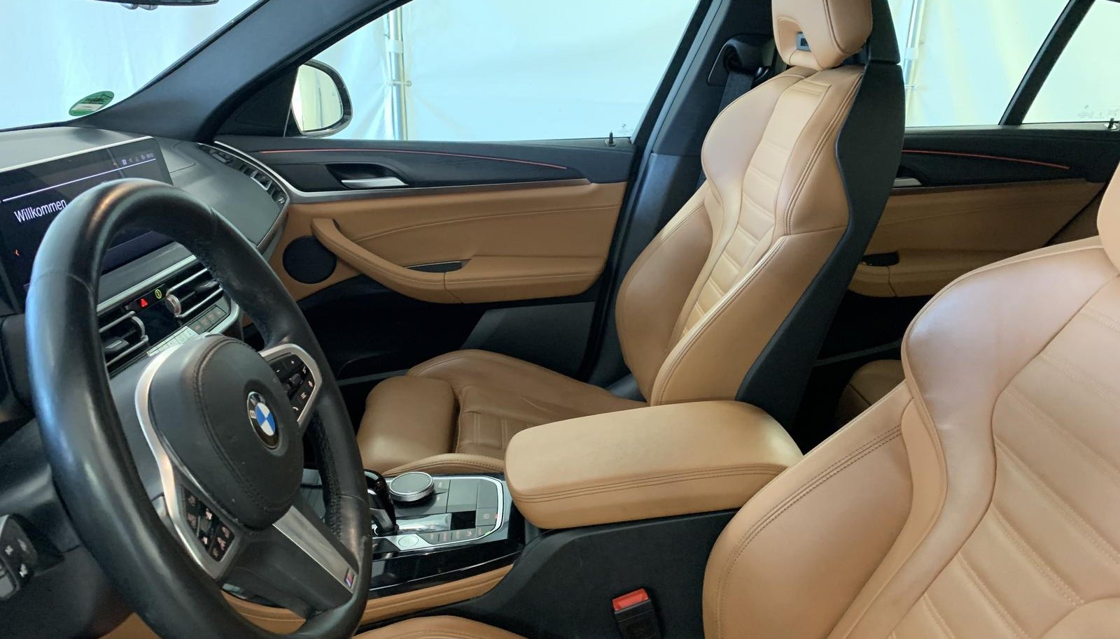 BMW X4 M Sport 8