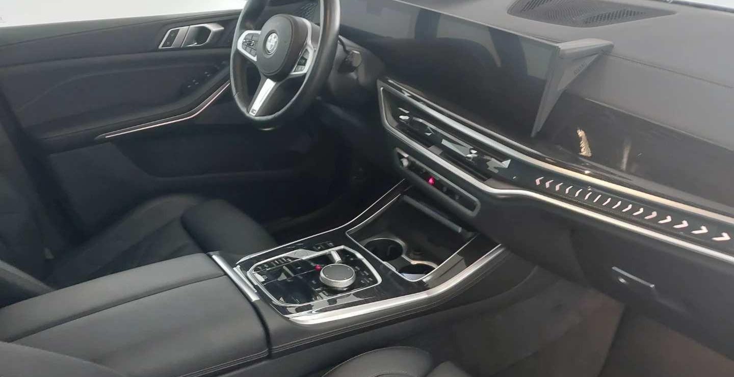 BMW X5 M Sport 5