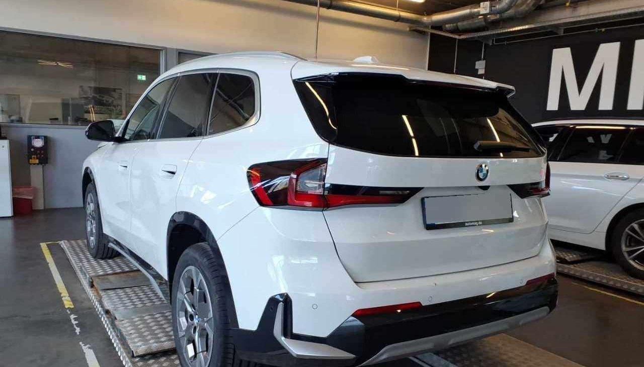 BMW X1 xDrive 23 d xLine 6