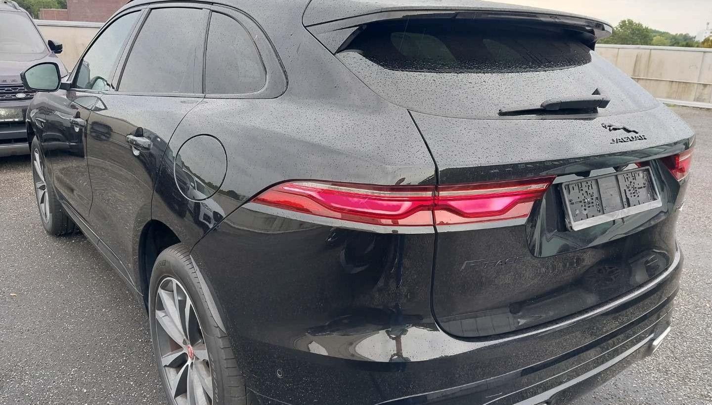 Jaguar F-Pace S AWD Plug-In Hybrid 12