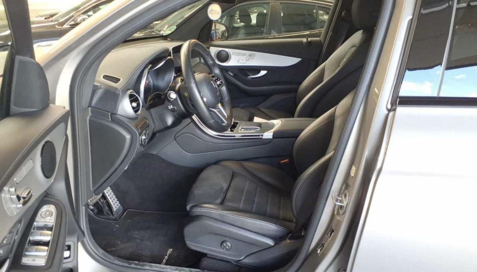 Mercedes-Benz GLC 2x AMG Line 6