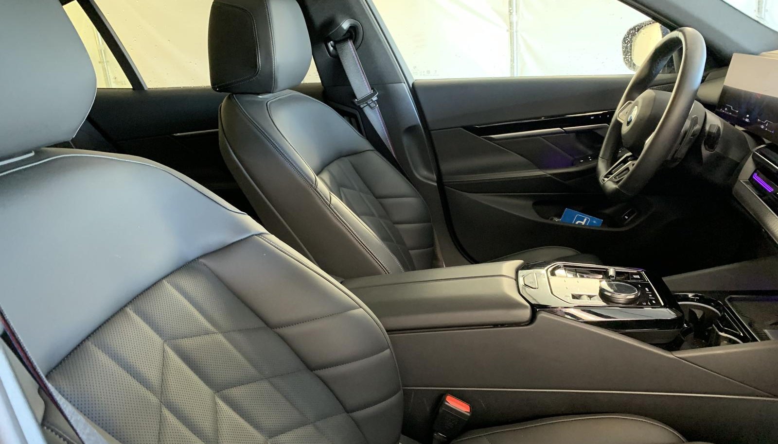 BMW 5 M Sport Pro 3