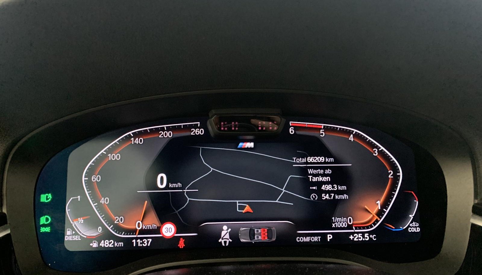 BMW 5 M Sport 11