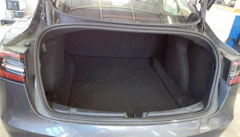 Tesla Model 3 Long Range Dual AWD 9