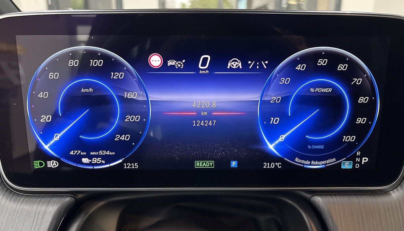 Mercedes-Benz EQS AMG Line 12