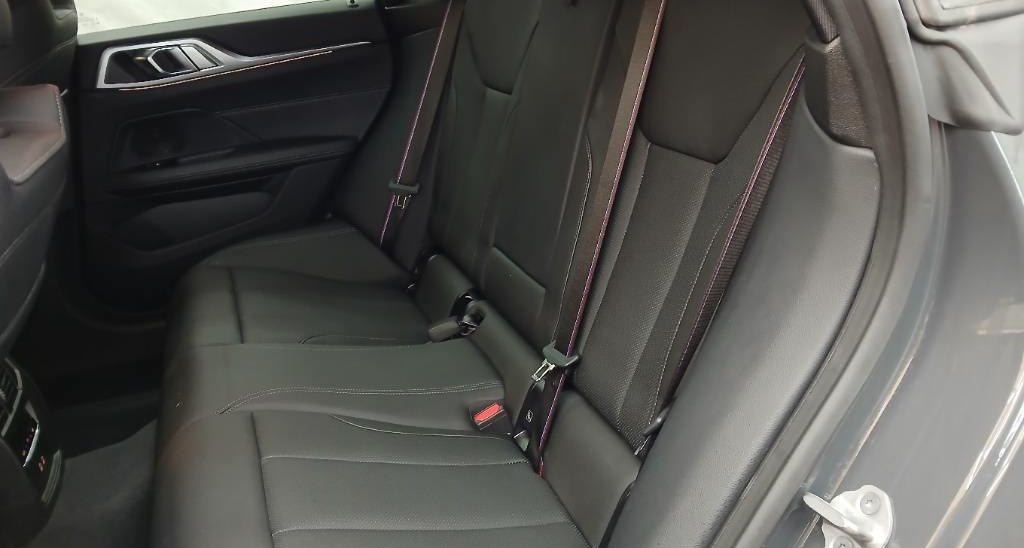 BMW 4 M Sport 10