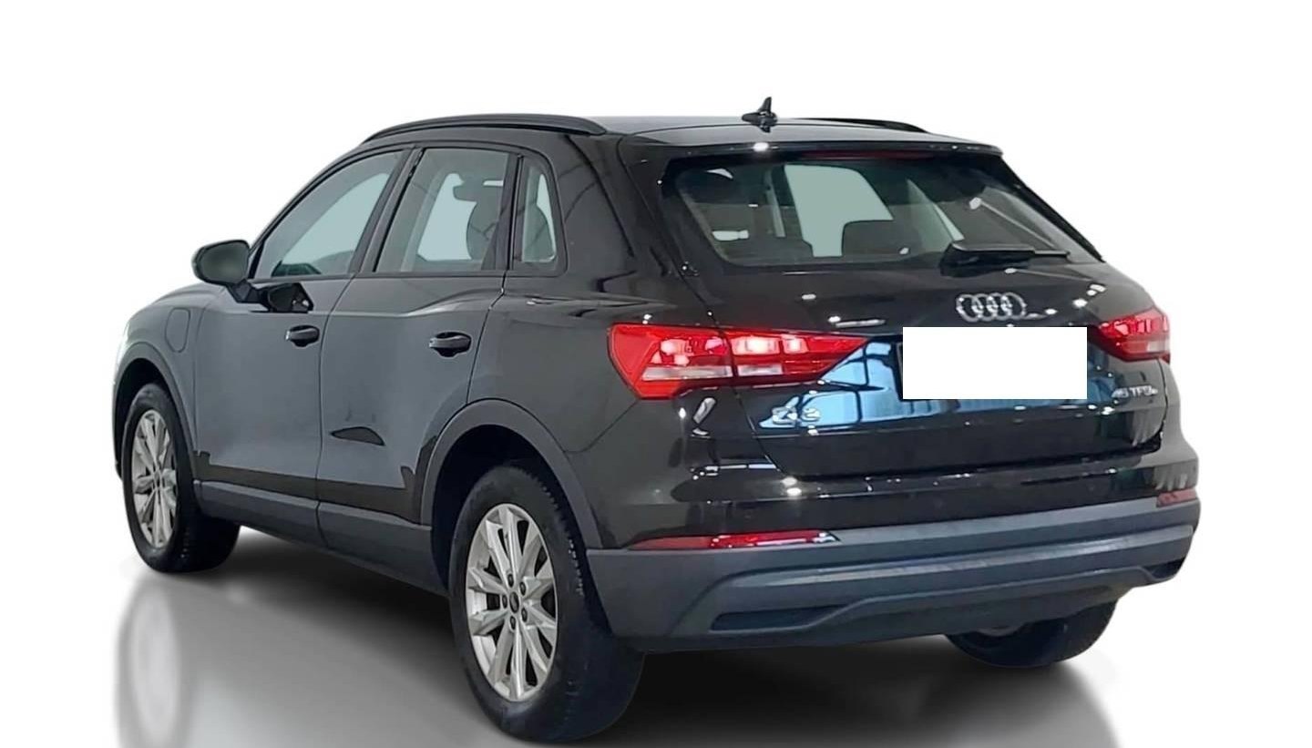 Audi Q3 45 TFSI e basis 12