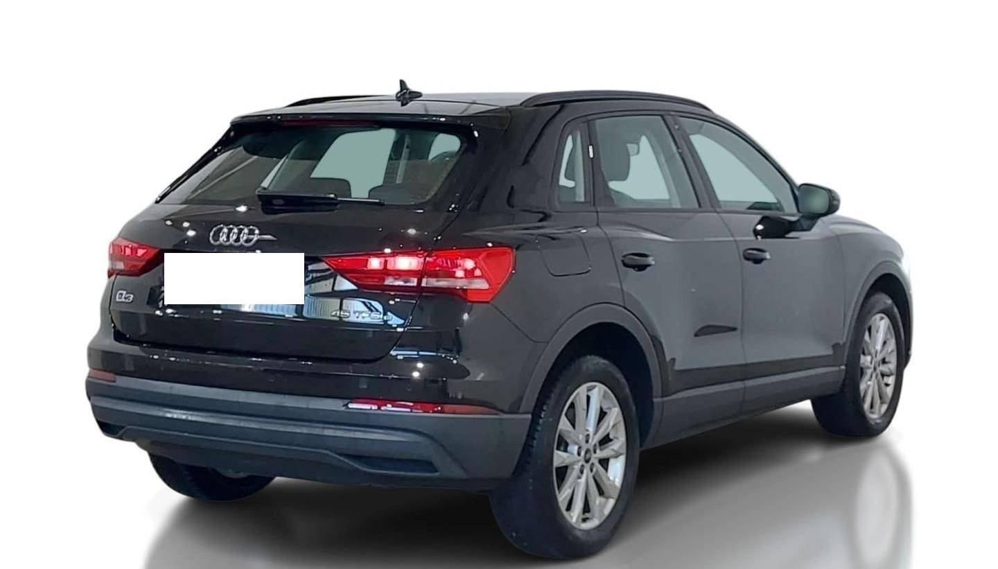 Audi Q3 45 TFSI e basis 2
