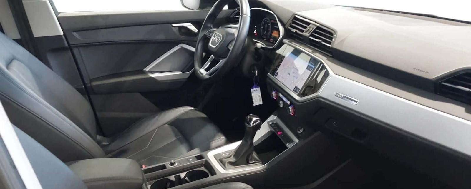 Audi Q3 45 TFSI e basis 3