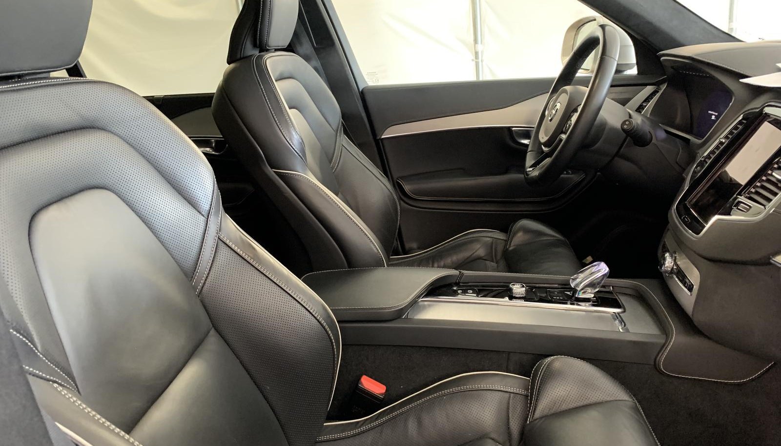 Volvo XC90 Ultimate Bright Recharge AWD 4