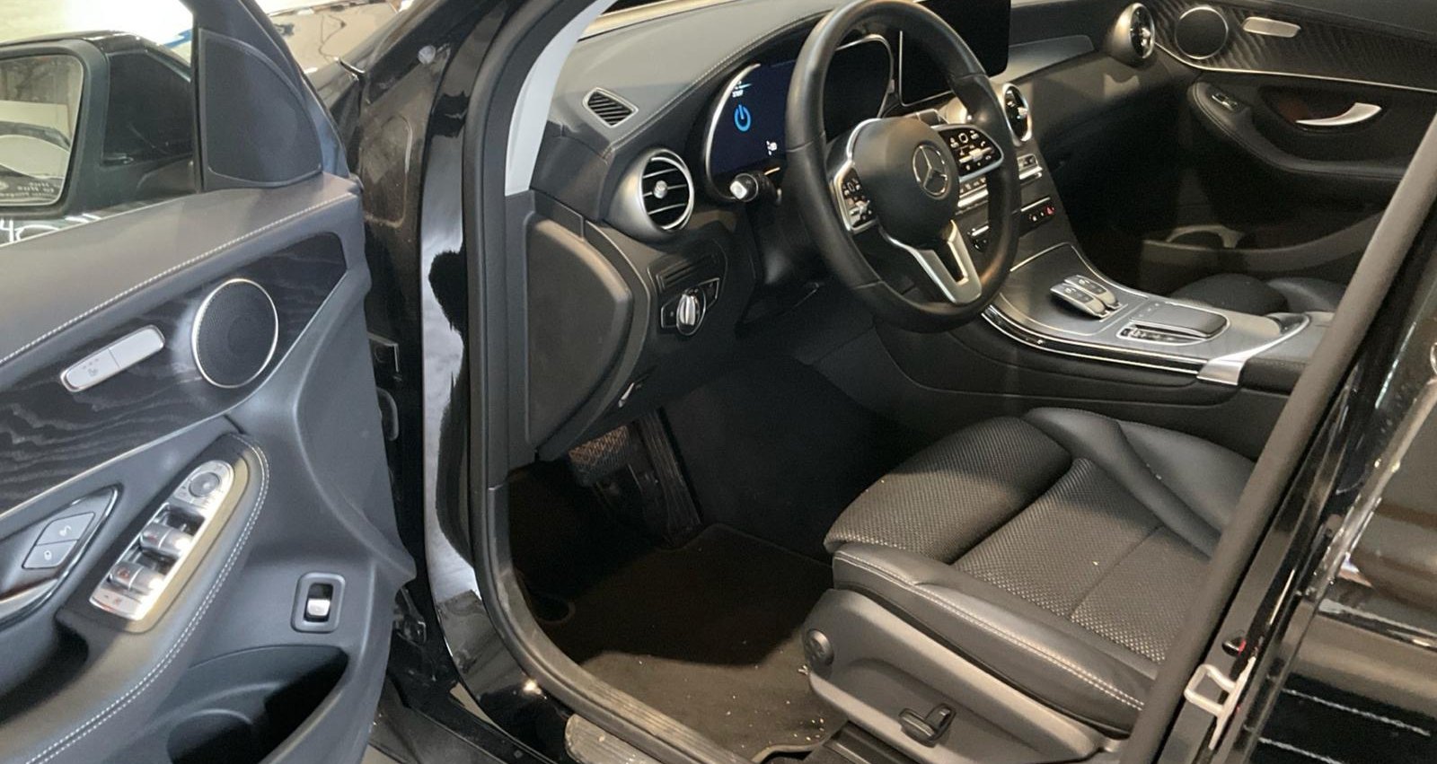 Mercedes-Benz GLC Exclusive Interieur 6