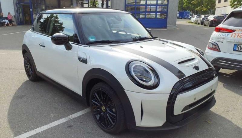 Mini Cooper Cooper SE Classic Trim 8