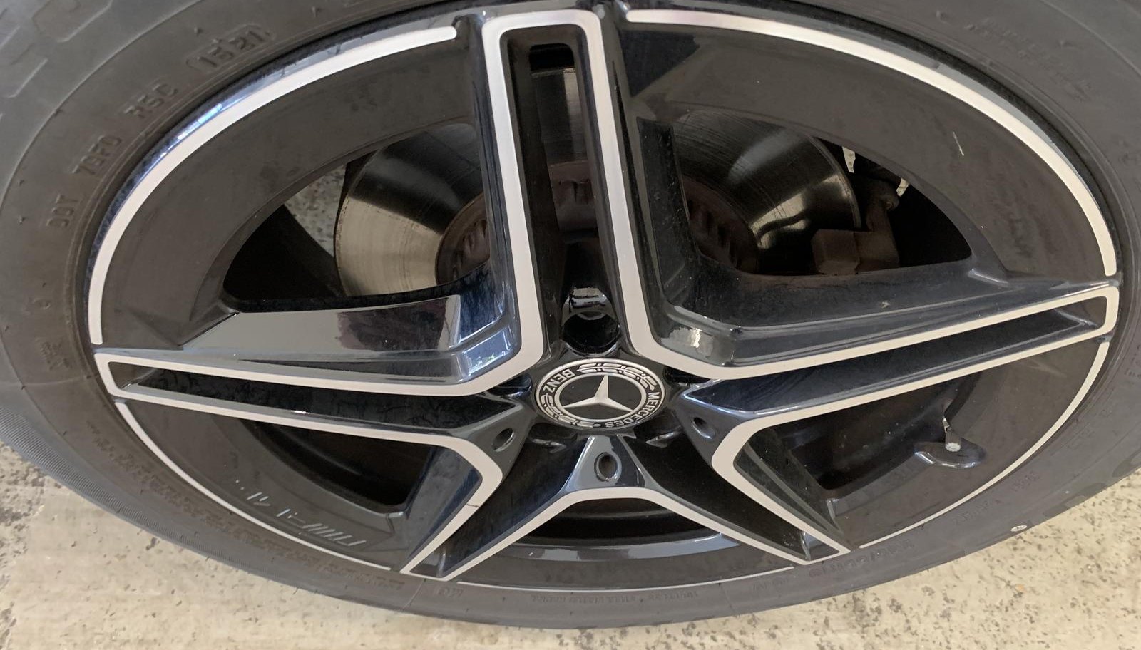 Mercedes-Benz GLC AMG Line 10