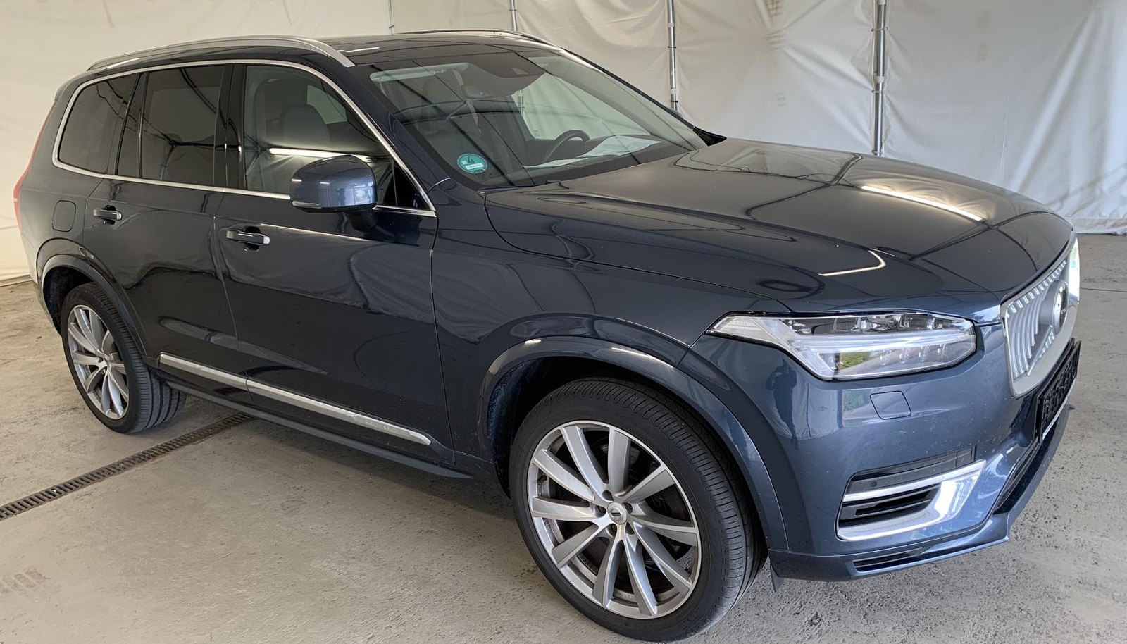 Volvo XC90 Inscription Edition Recharge Plug-In Hybrid AWD 2