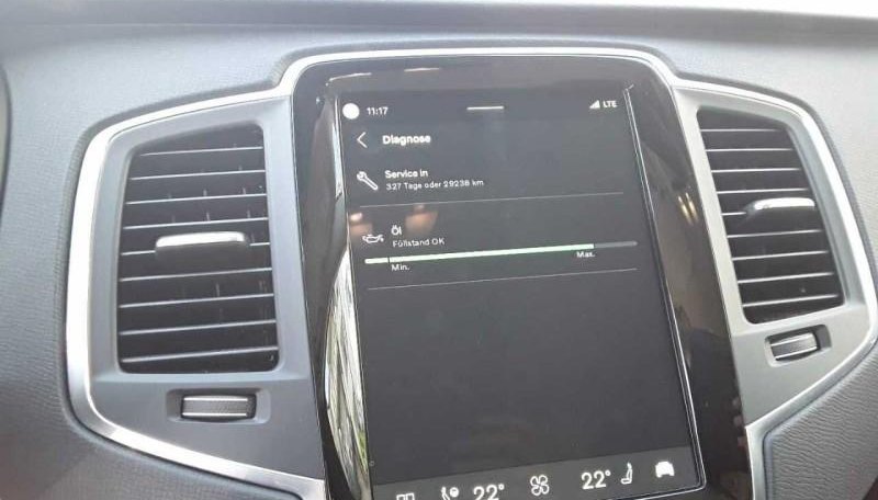 Volvo XC90 Core Recharge Plug-In Hybrid AWD 11