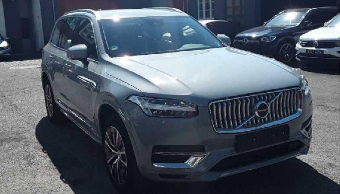 Volvo XC90 Core Recharge Plug-In Hybrid AWD 7