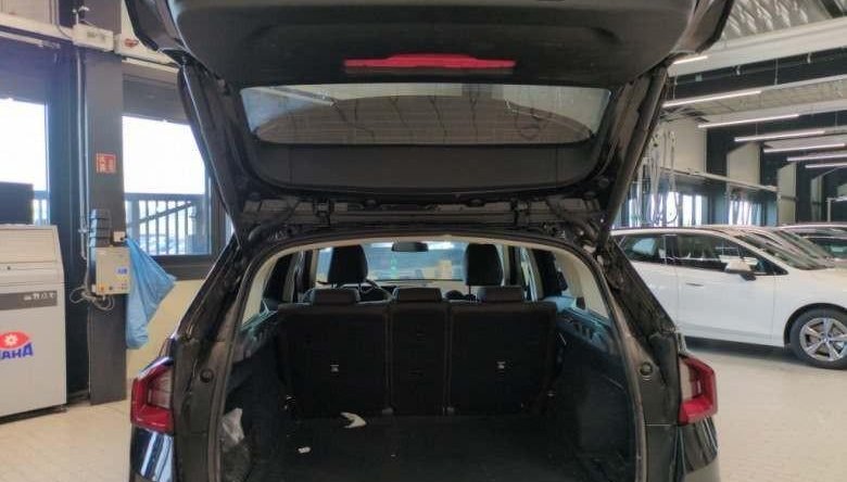 BMW X1 23d DRIVING+/LED+/HARMAN/KAMERA/AHK/PANO 7