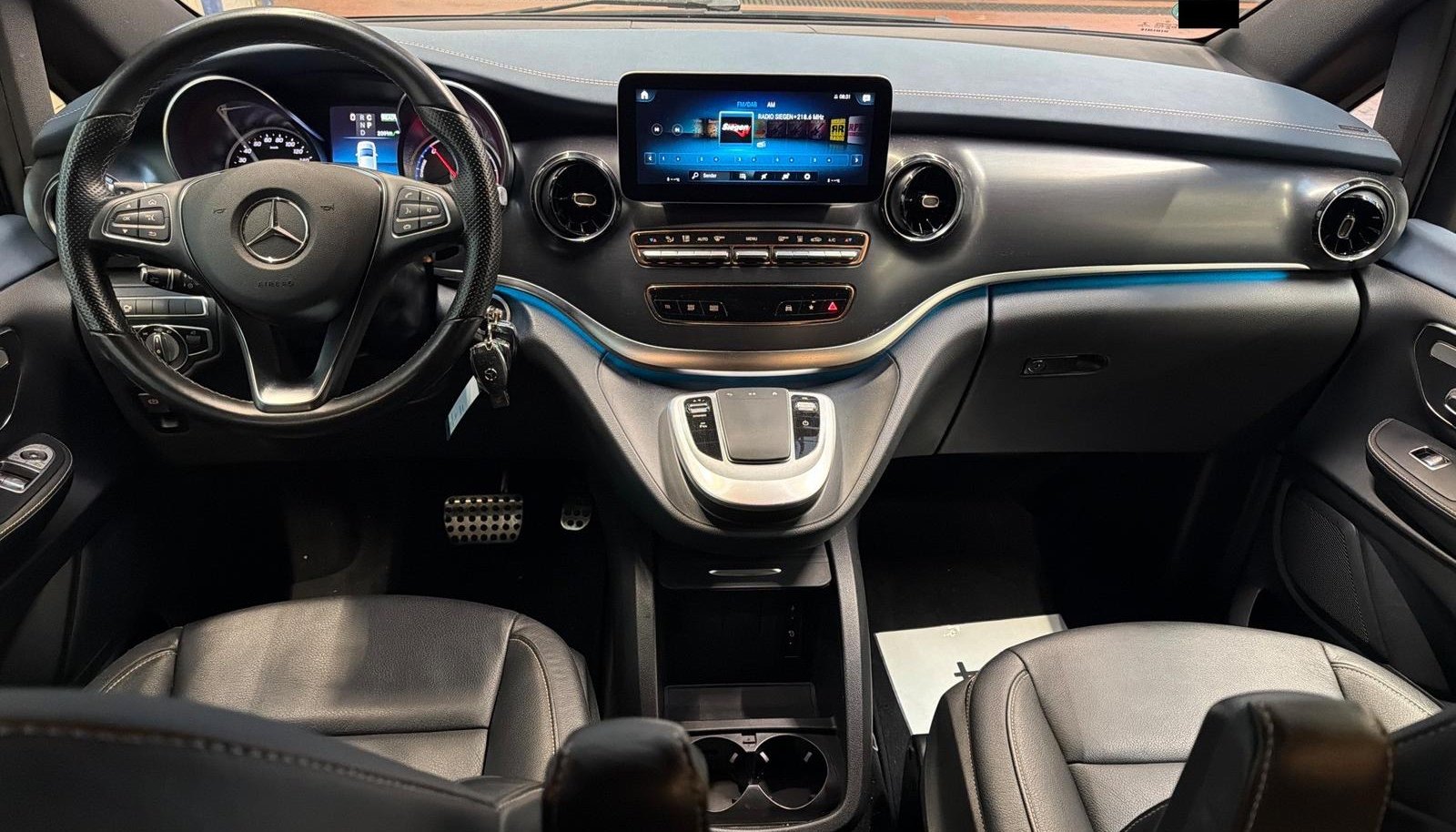 Mercedes-Benz EQV Avantgarde Advanced 2