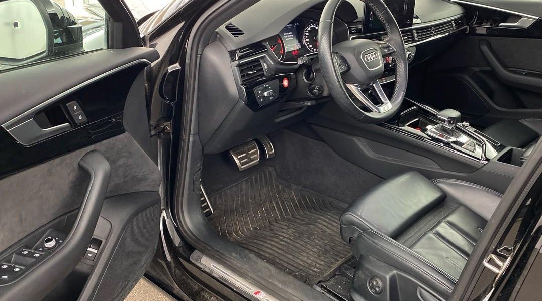 Audi A4 S-Line 3