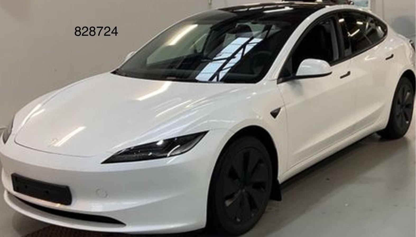 Tesla Model 3 Highland