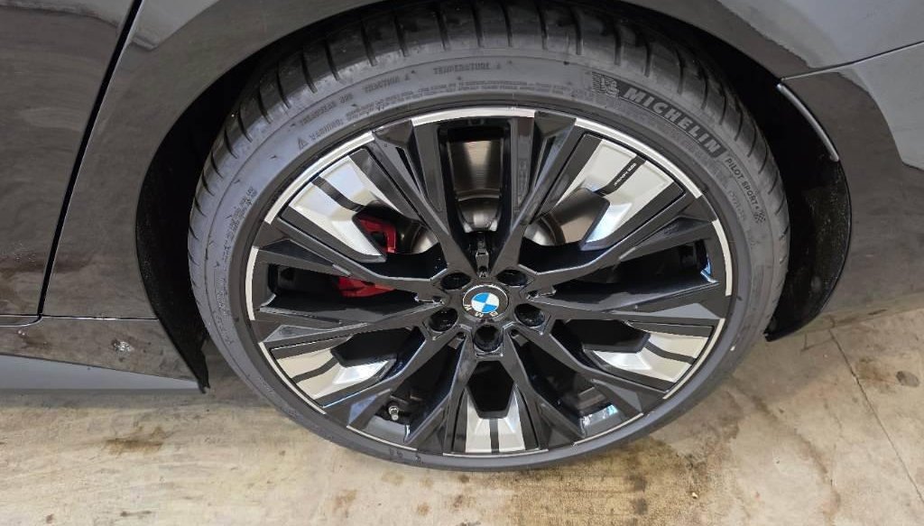 BMW 4 M Sport Pro 3