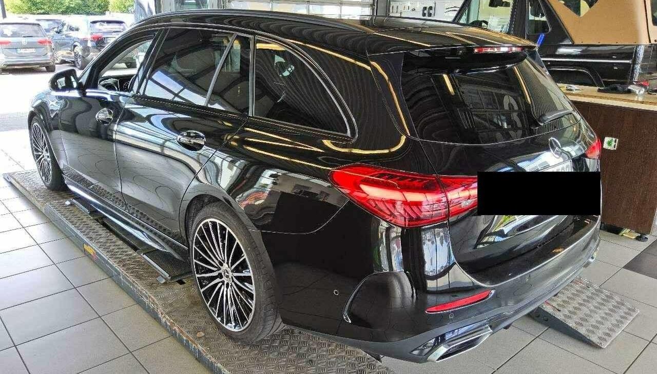 Mercedes-Benz C AMG Line NewMod 3