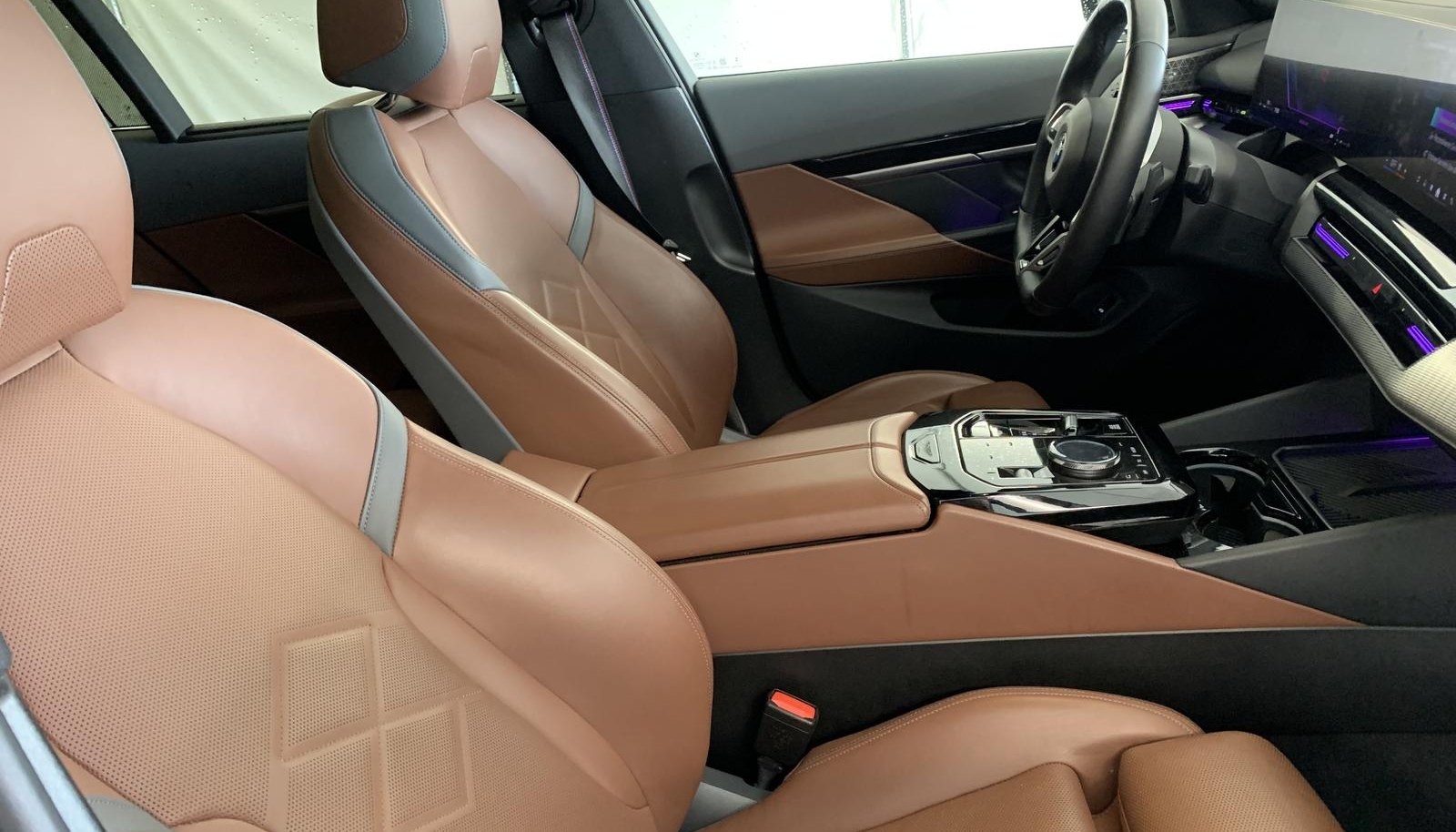 BMW 5 M Sport Pro 3