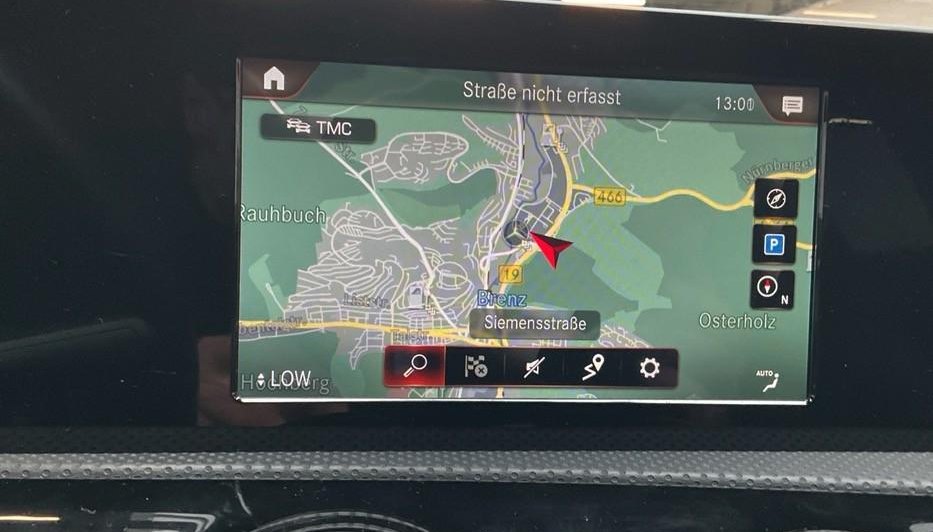 Mercedes-Benz CLA AMG Line 4