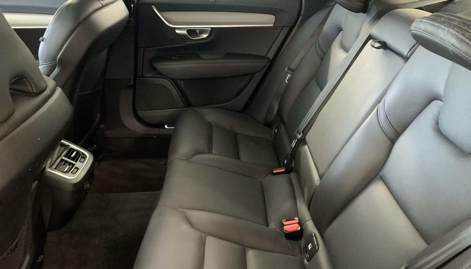 Volvo S90 Ultimate Dark AWD 9