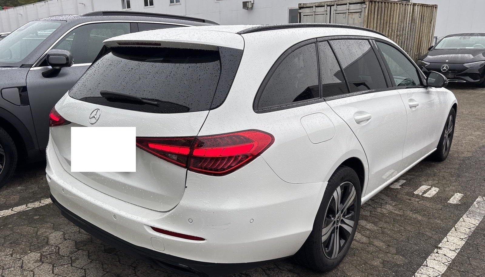 Mercedes-Benz C AVANTGARDE 2