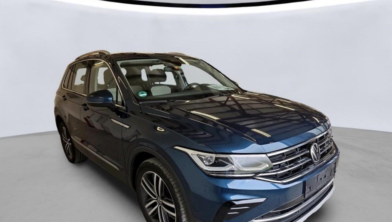 Volkswagen Tiguan Elegance 2
