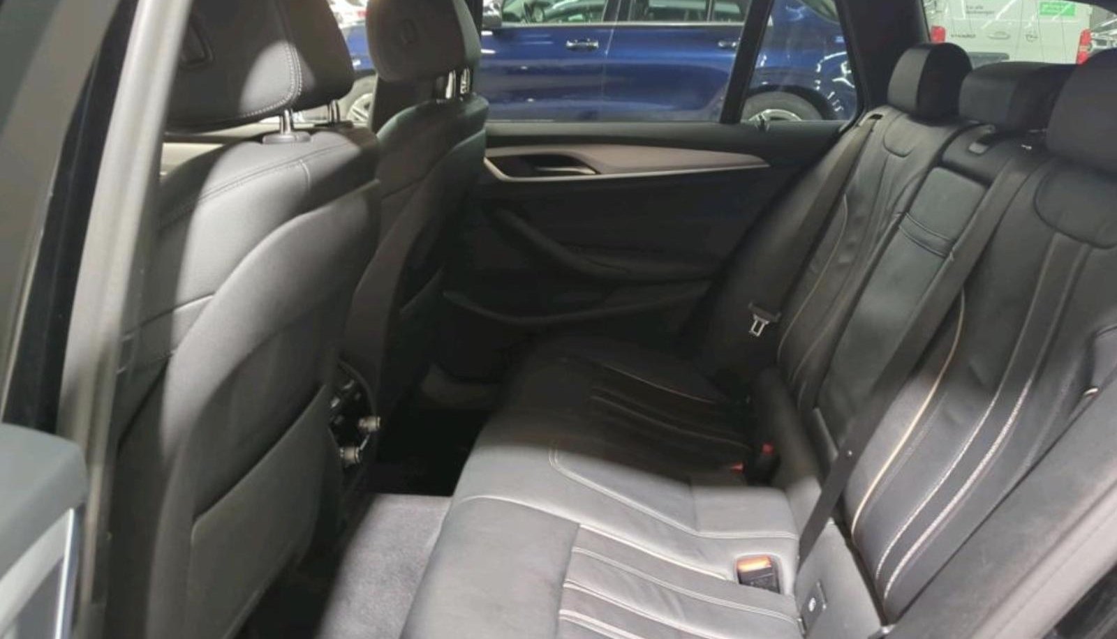 BMW 5 e T xDrive LEDER/COCKP-PRO/KAM/AHK/4xSHZ 7