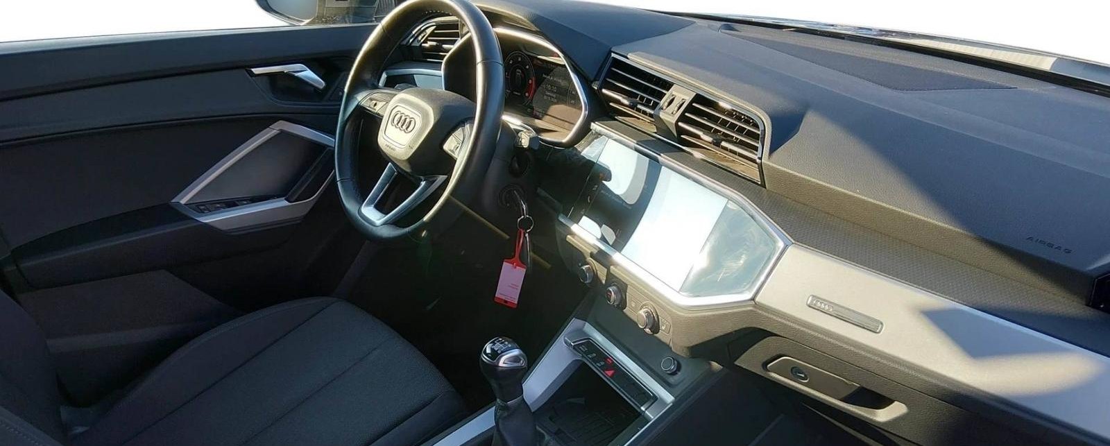 Audi Q3 35 TDI basis 3