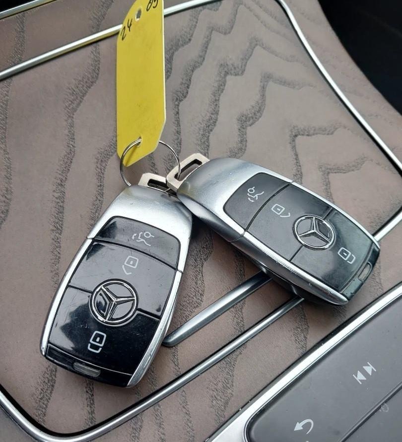 Mercedes-Benz E E 300 de 4Matic AMG Line 6
