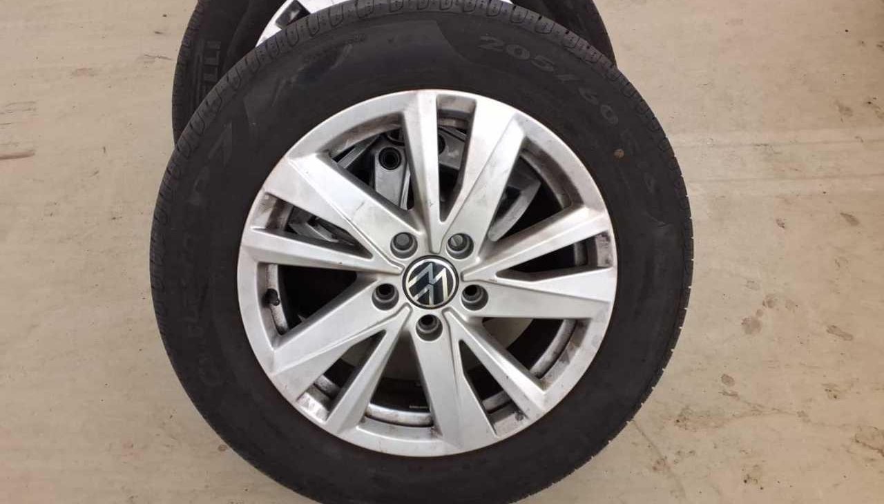Volkswagen Touran Comfortline 5